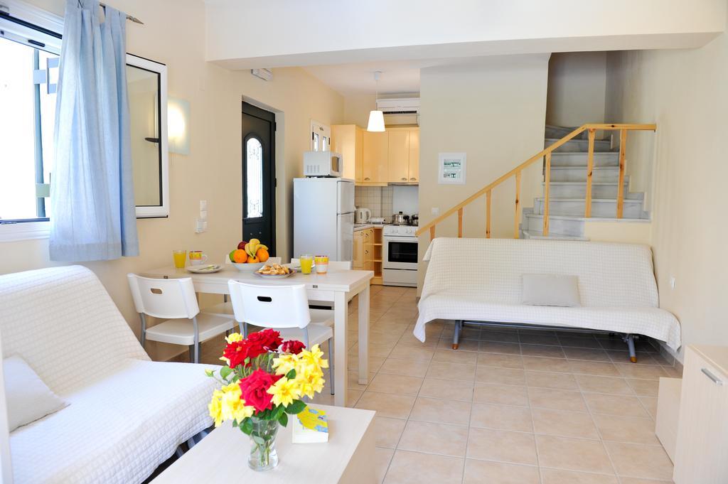 Heliotropia Houses Vasilikí Habitación foto