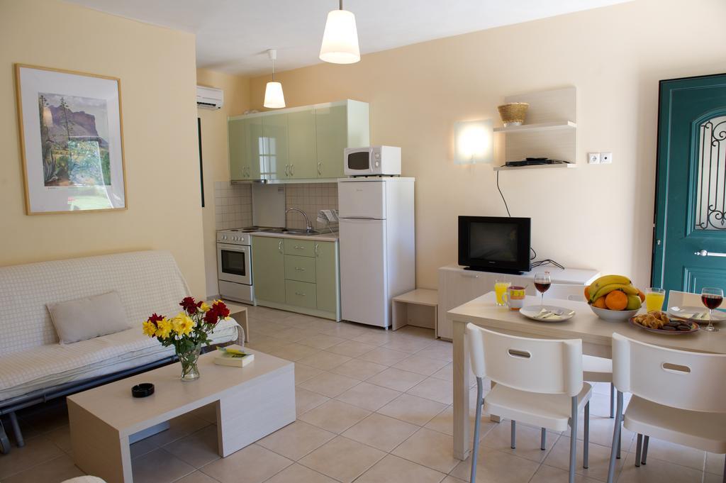 Heliotropia Houses Vasilikí Habitación foto