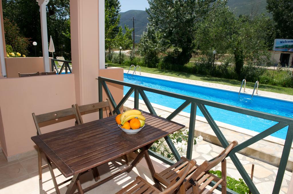 Heliotropia Houses Vasilikí Habitación foto